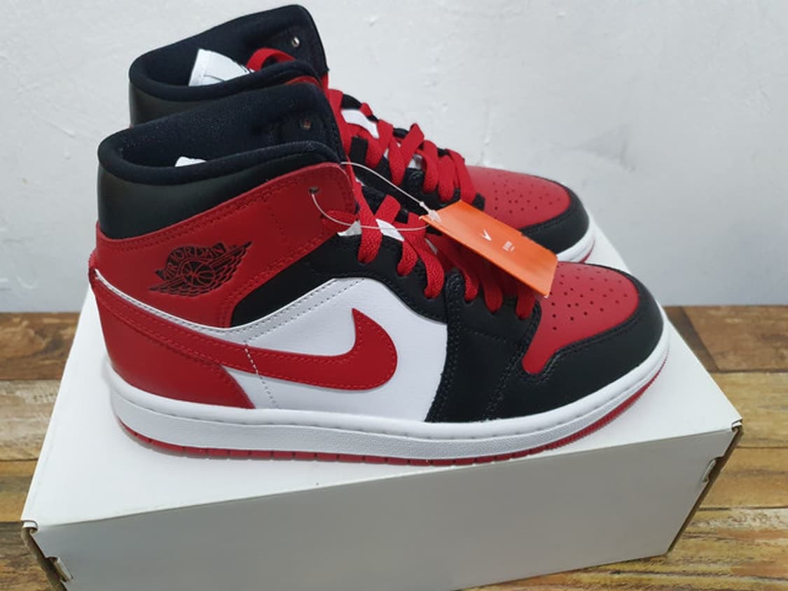 NIKE 나이키 에어조던 1 미드 앤 짐레드 새상품 (235MM) 상품이미지4