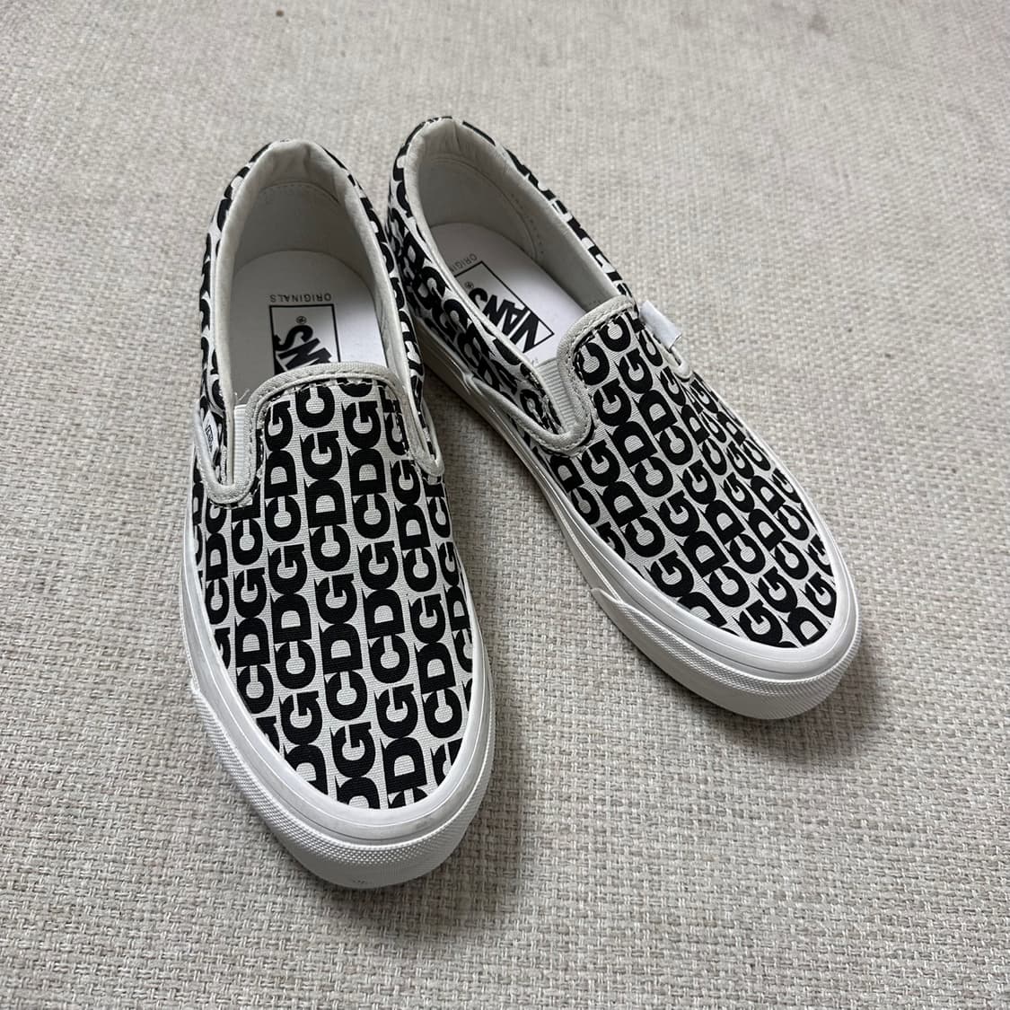 cdg x vans 슬립온 스니커즈 상품이미지1