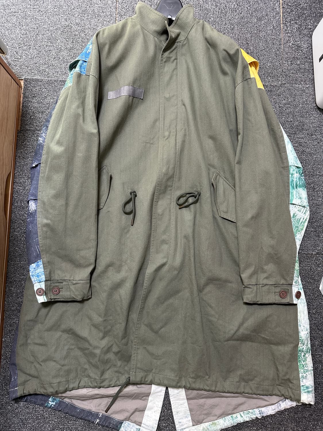 더뮤지엄비지터 피쉬테일 L 상품이미지2