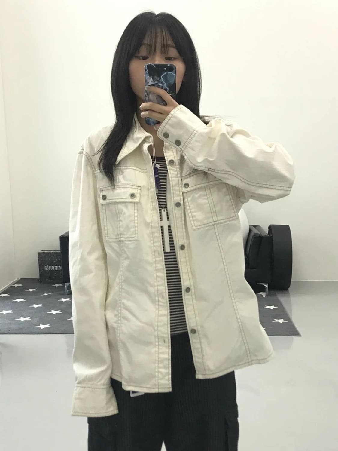 모르간 화이트 디테일 셔츠 상품이미지2