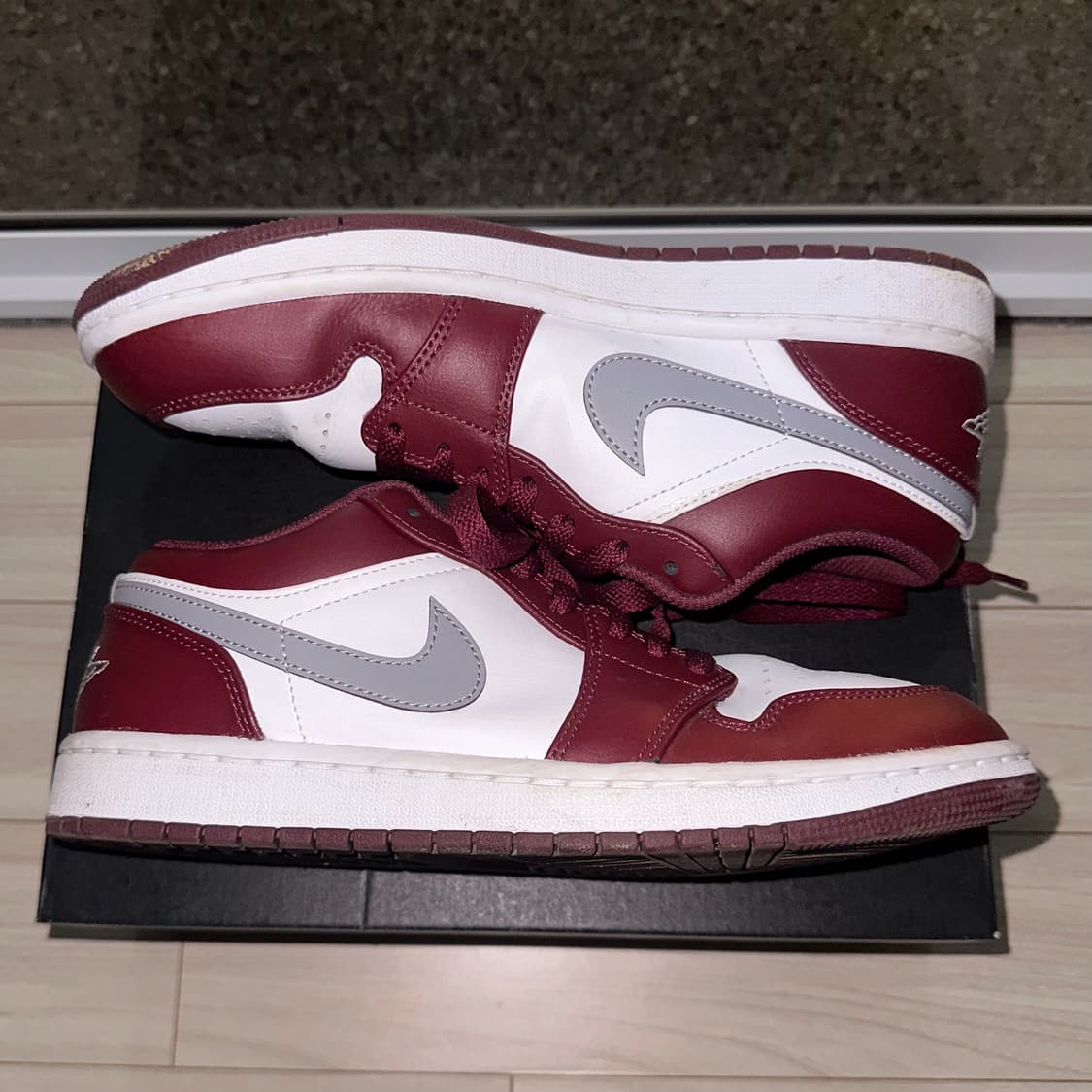나이키 조던 1 로우 체리우드 레드 상품이미지4