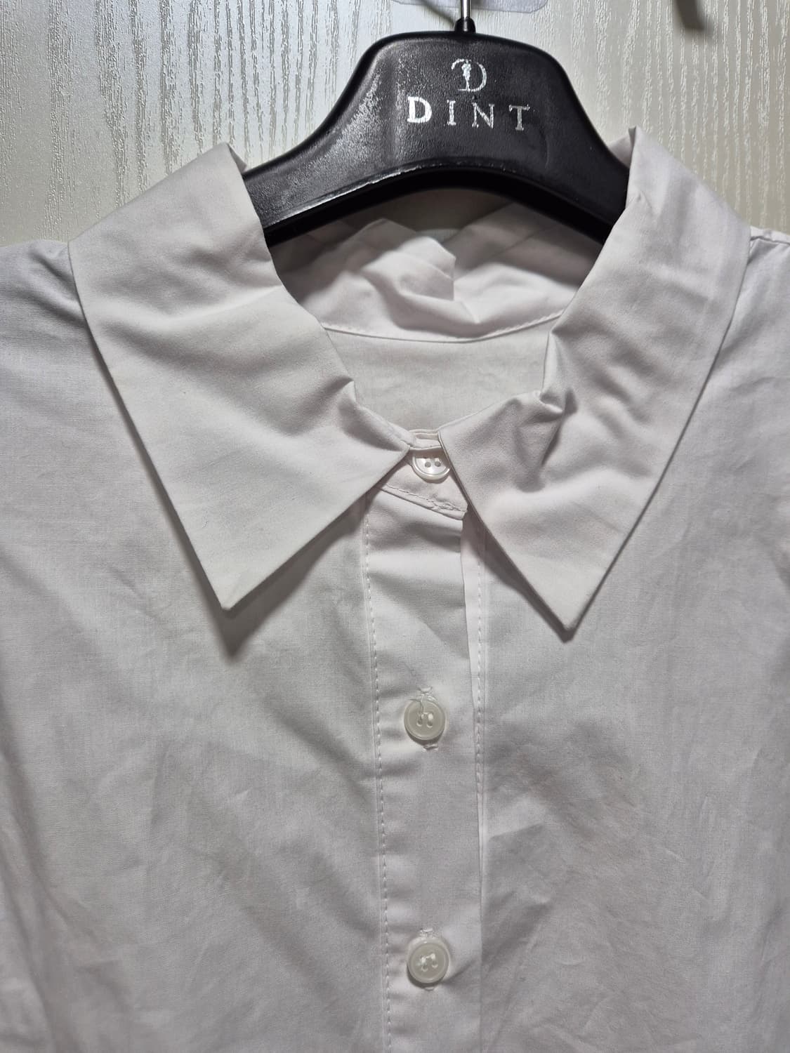 (세일)(새상품)DINT 딘트 화이트 크롭 셔츠 상품이미지5