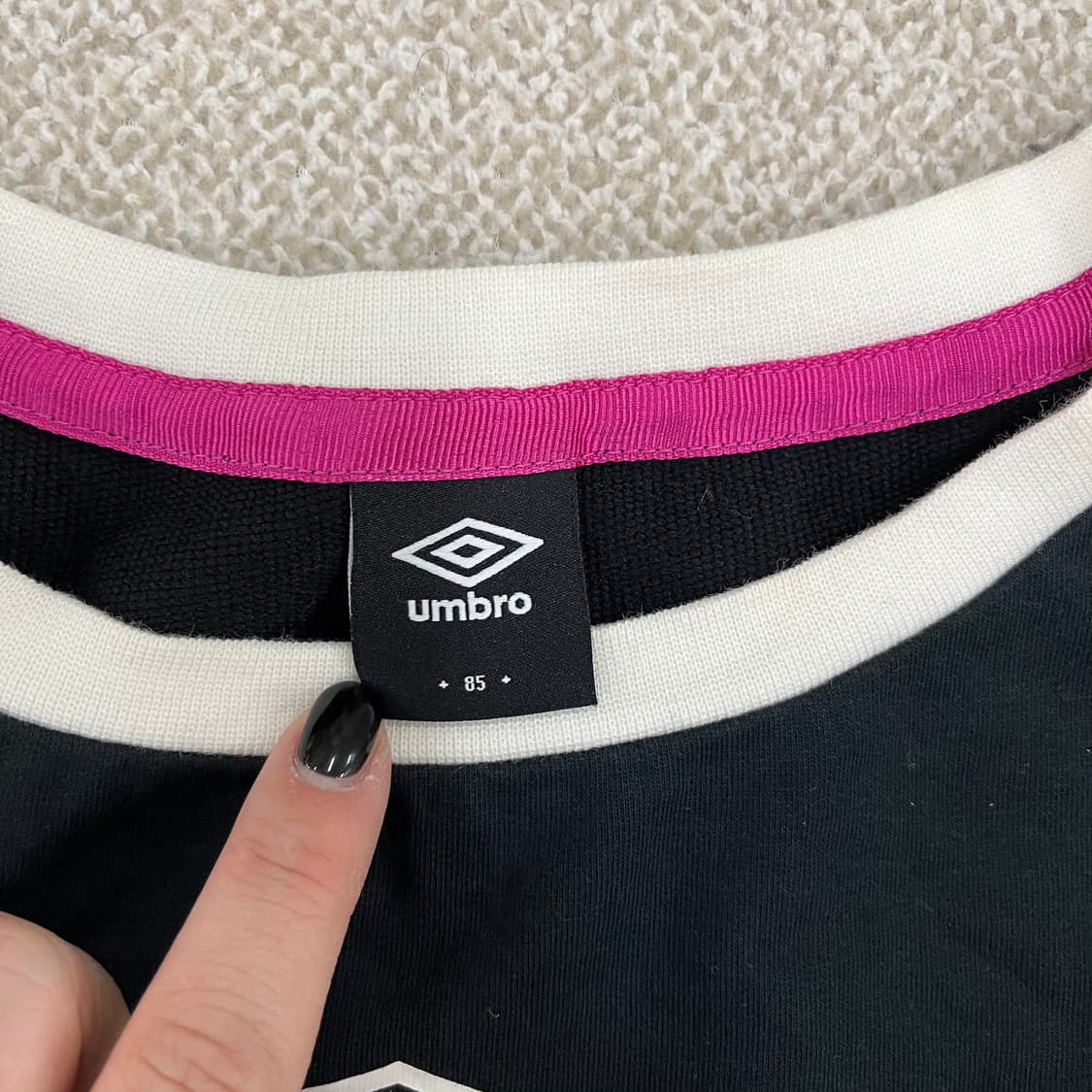 85 엄브로 민소매 크롭 나시 티셔츠 0203M1 상품이미지2