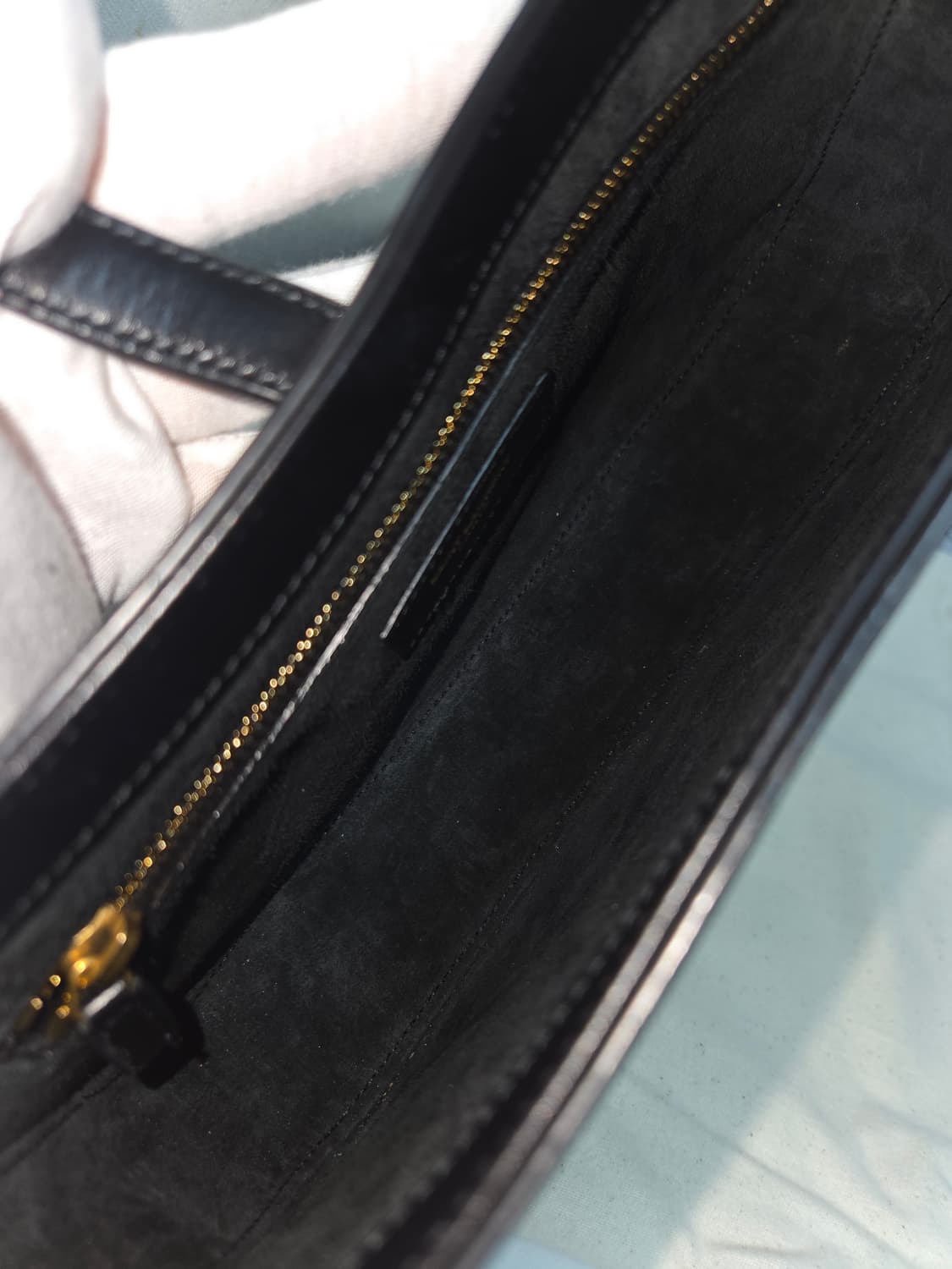 [새상품급] 생로랑 LE 5 A7 레더 호보백 Small Size 상품이미지10