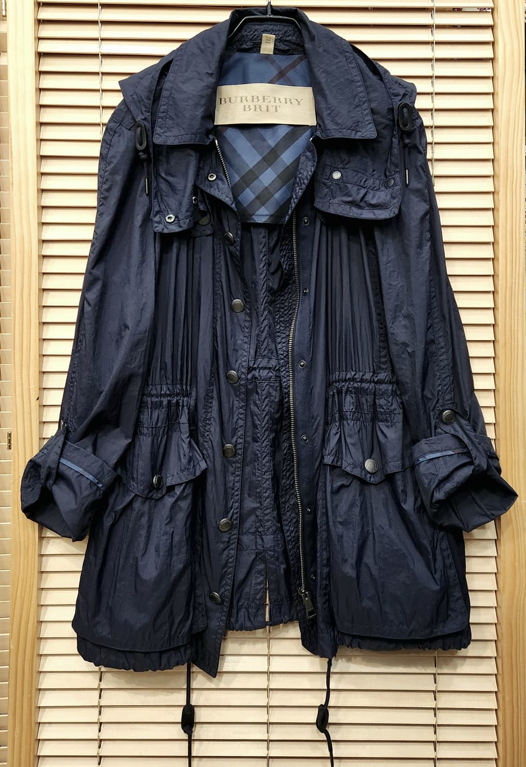 버버리 여성 하프 바람막이 점퍼 상품이미지1