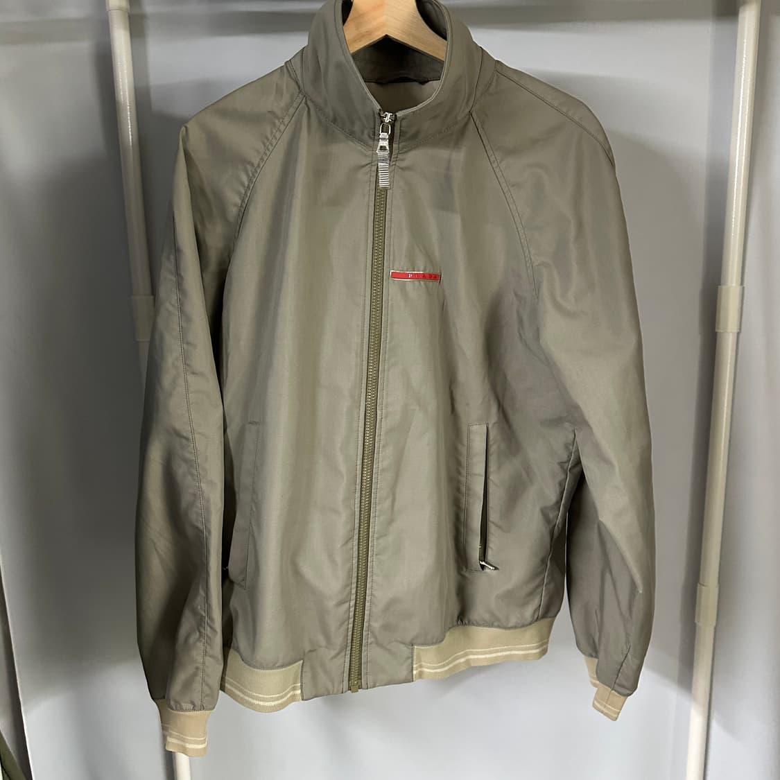 프라다 스포츠 하이넥 자켓 상품이미지1