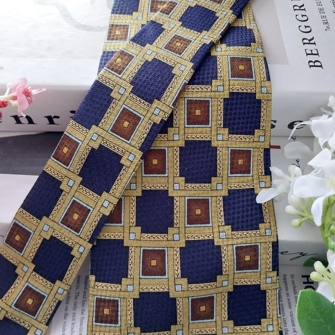 파코라반 실크 네이비&라임 기하패턴 넥타이 9.5cm A+등급 K1509 상품이미지3