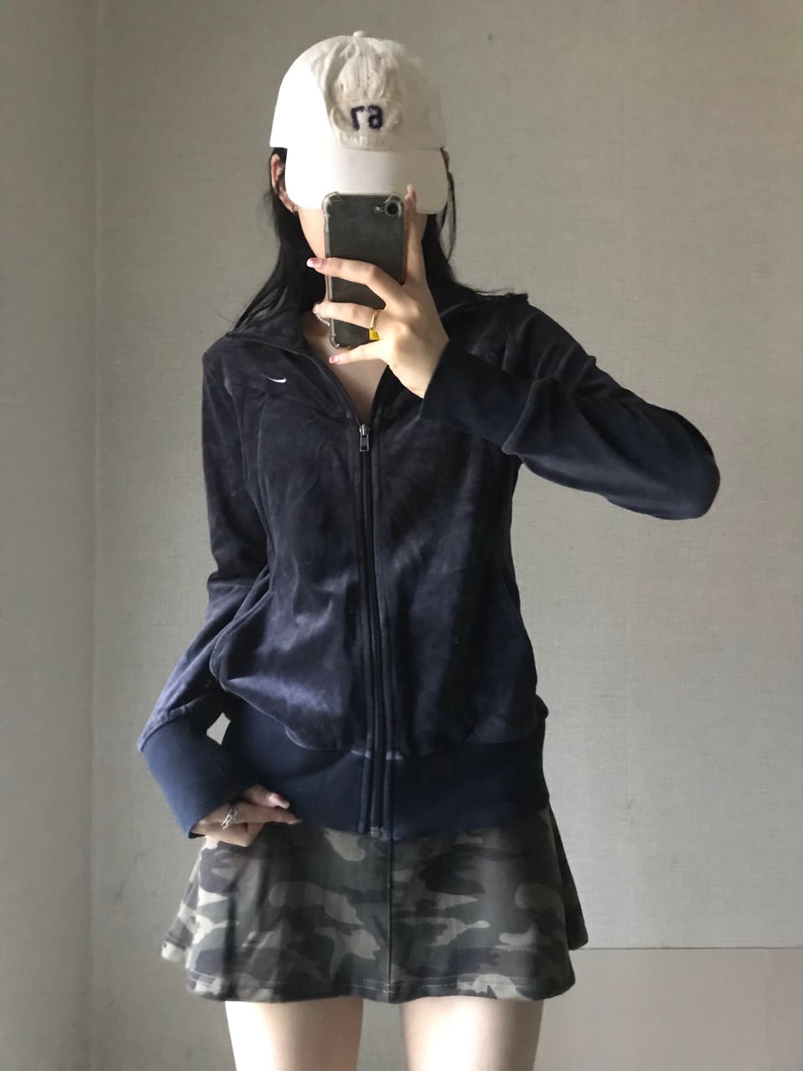 나이키 네이비 슬림핏 벨벳 집업 상품이미지5
