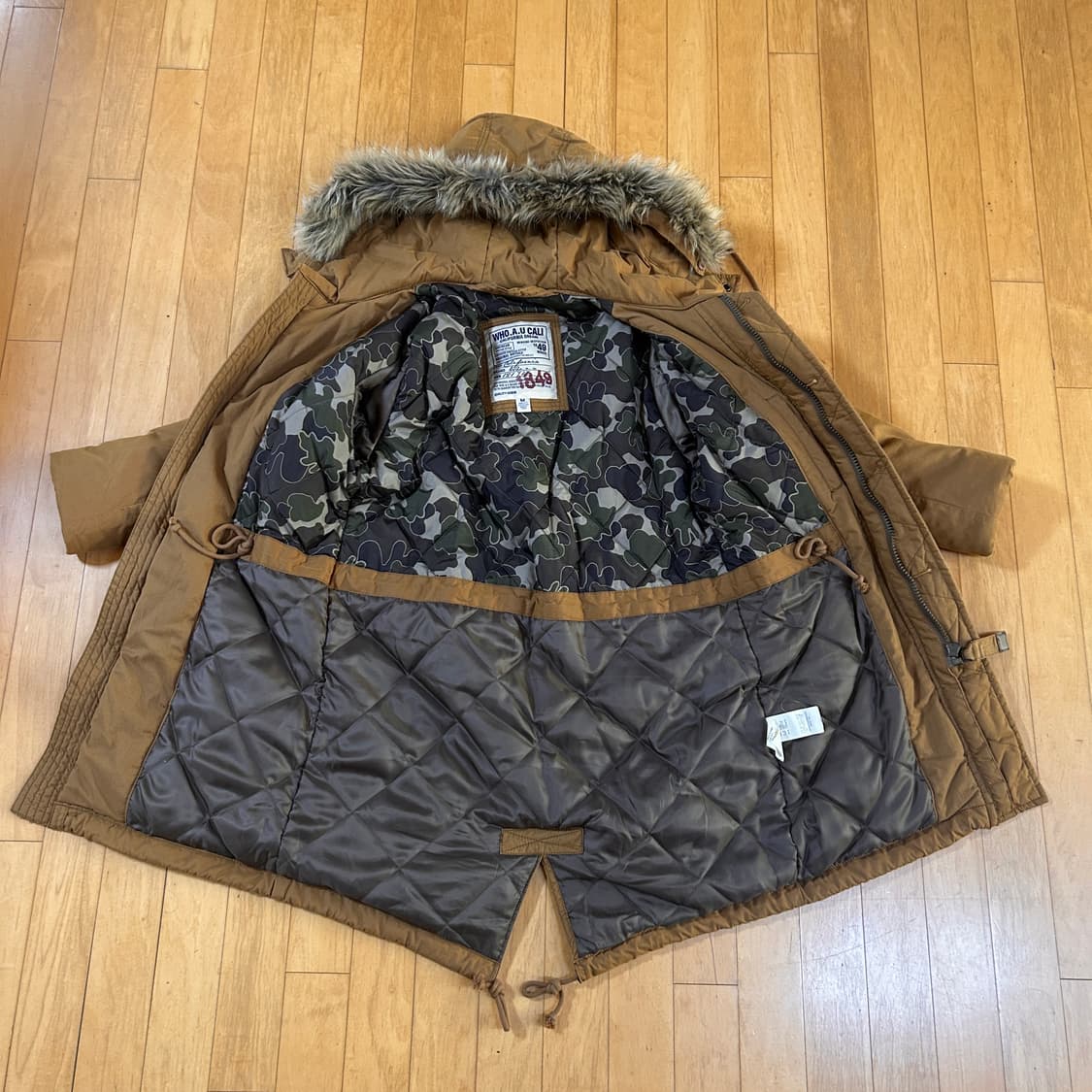 후아유 캘리포니아 빈티지 야상 패딩 M 카멜 허리끈조절 가능 상품이미지3