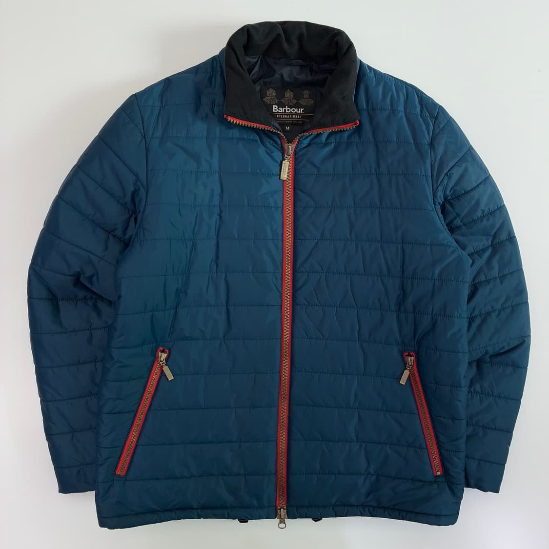 Barbour 바버 인터네셔널 락킹 경량 패딩 상품이미지2