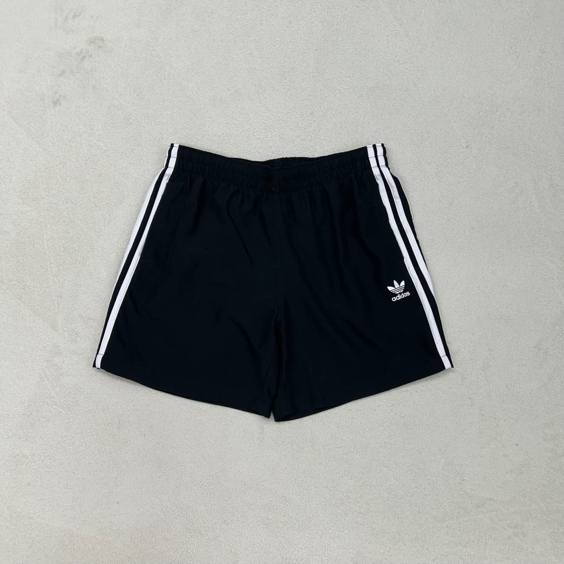 Adidas black firebird shorts 상품이미지4