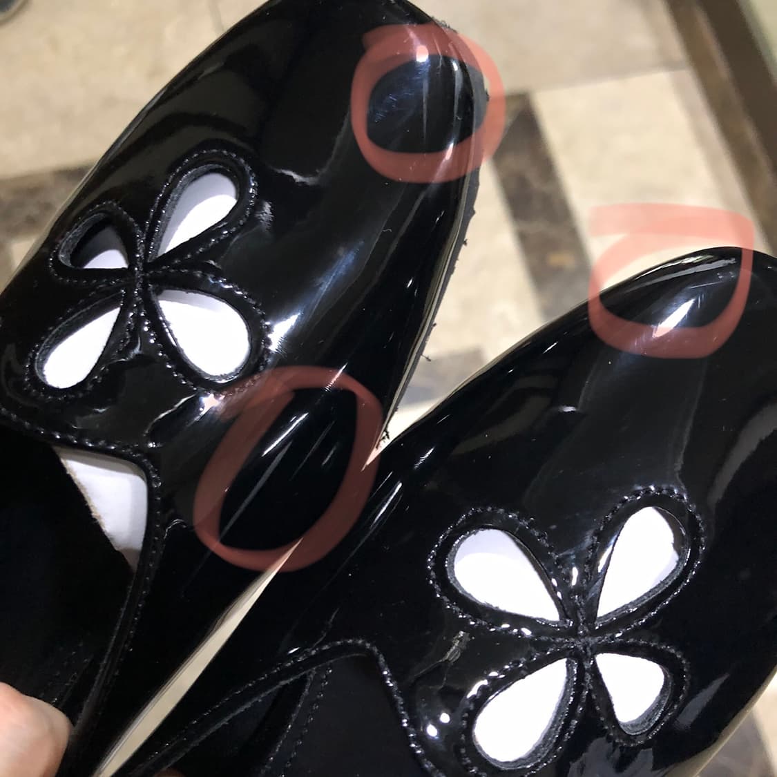 수입산 밑창 보강 제품) 프레클 펀칭 에나멜 메리제인 플랫 235 상품이미지7