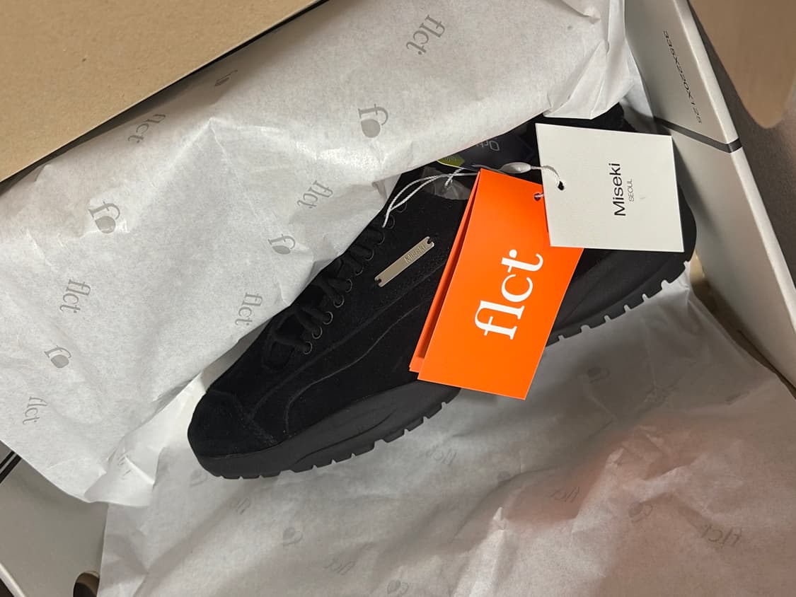 미세키서울X플러피시트러스 Mio Asymmetric Sneakers 상품이미지3