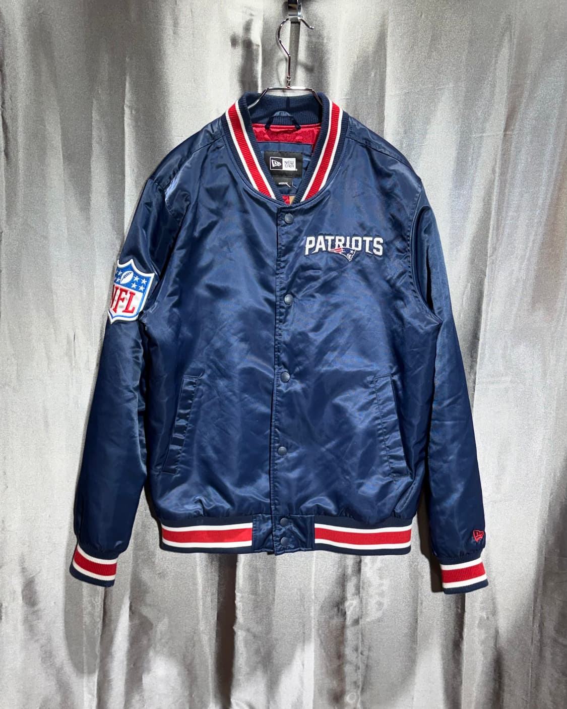 M NFL 빅로고 사틴 네이비 레드라인 바시티 상품이미지3