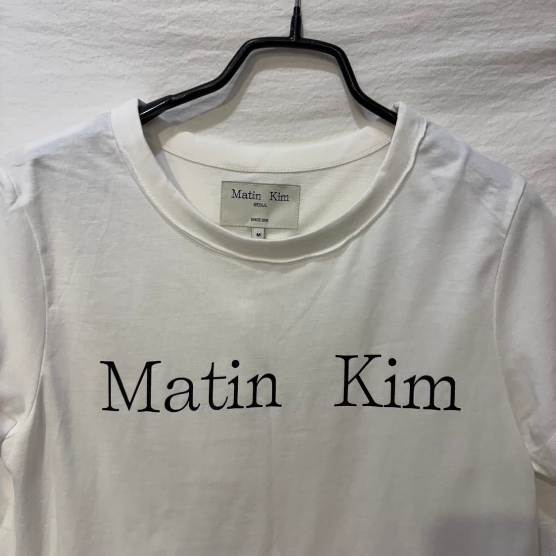 마뗑킴 로고 크롭 반팔 티셔츠 상품이미지2