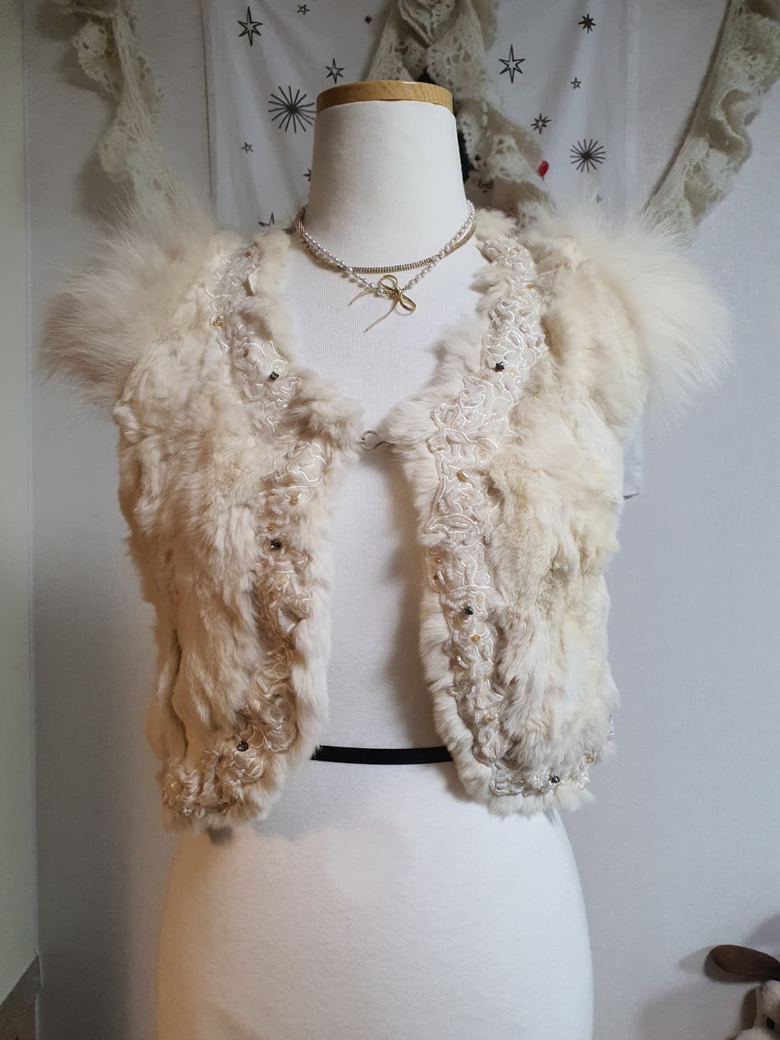 [갸루] 아이보리 퍼 베스트 레이스 장식 여우털 토끼털 상품이미지1