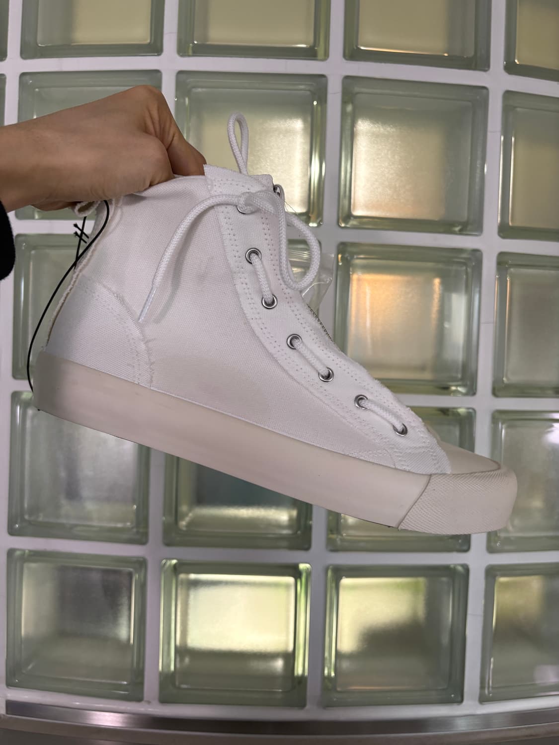 Highcut sneaker 하이컷 스니커 상품이미지1