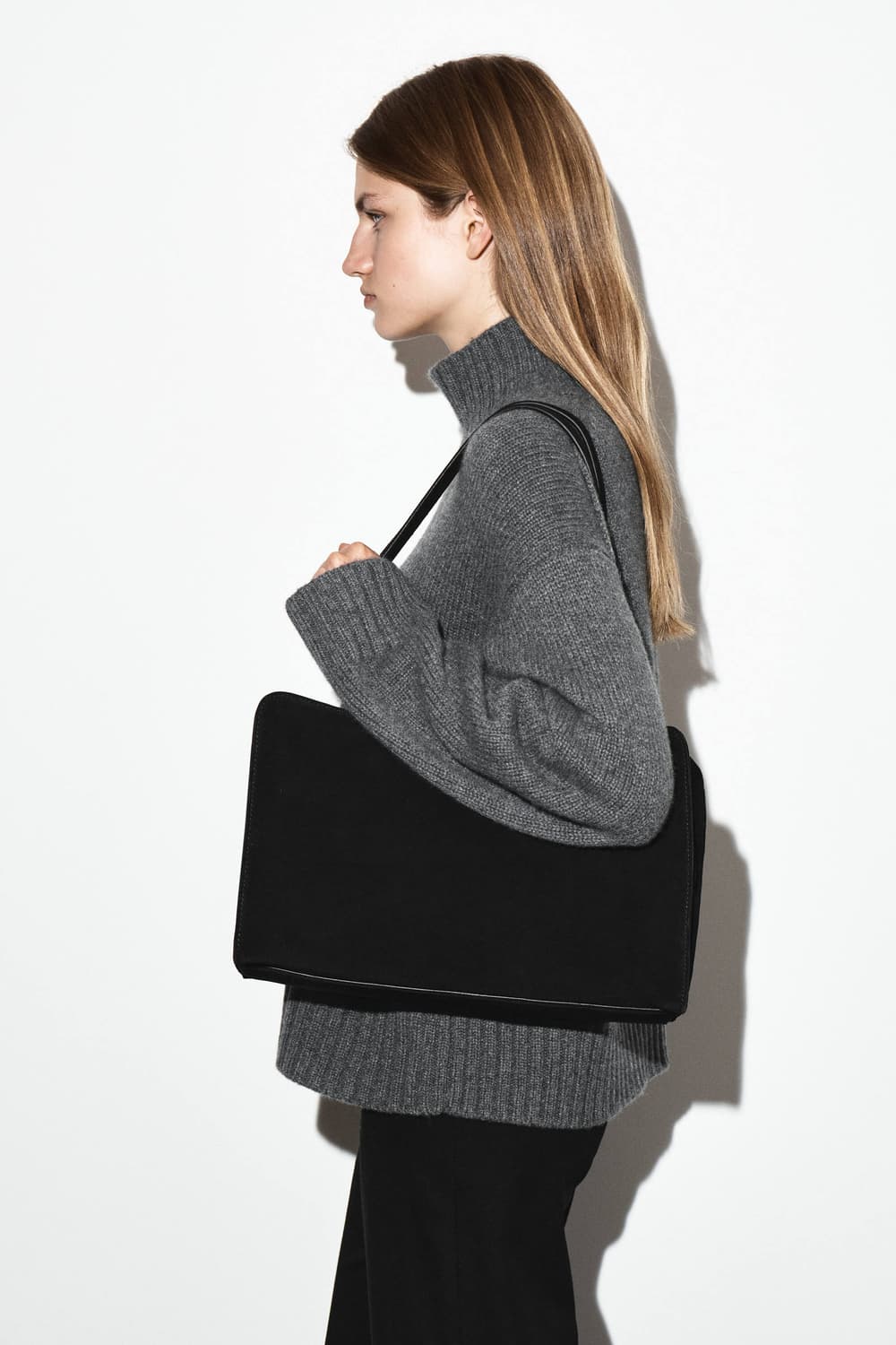 [OS] COS 마레 볼링 백 블랙 상품이미지1