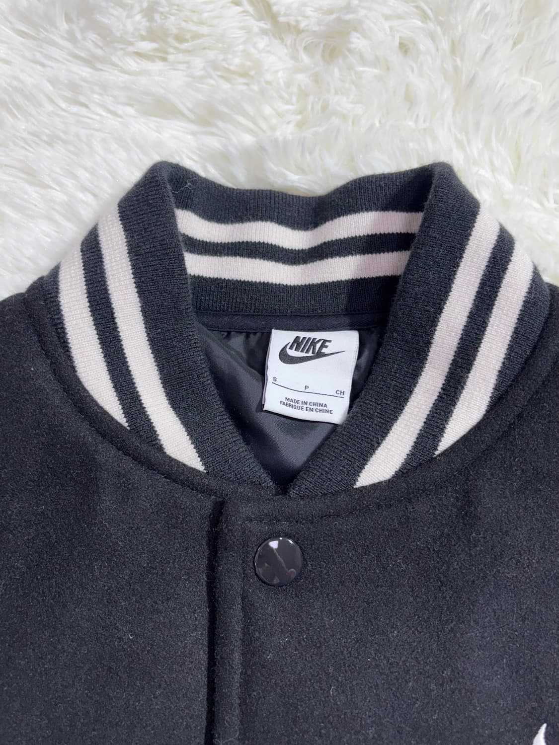 나이키 블랙 울 스우시 바시티 자켓  상품이미지6