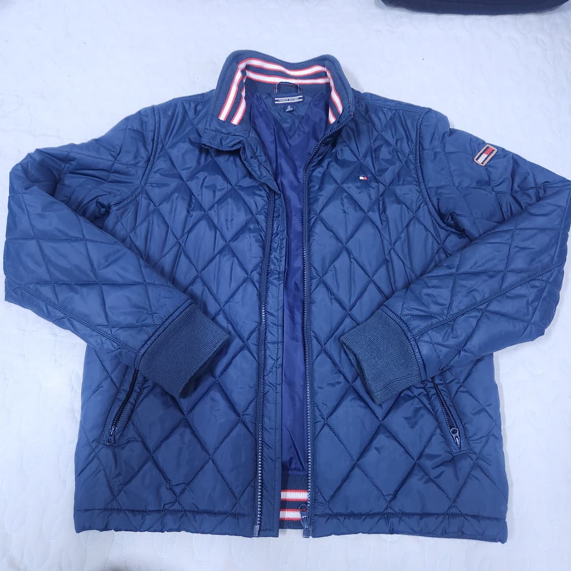 타미힐피거 퀼팅 점퍼 16/176 네이비 상품이미지1