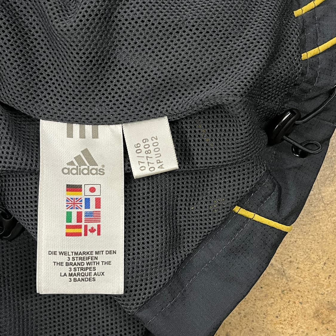 [정품/105] 아디다스 레알마드리드 바람막이 블랙 b16 상품이미지7