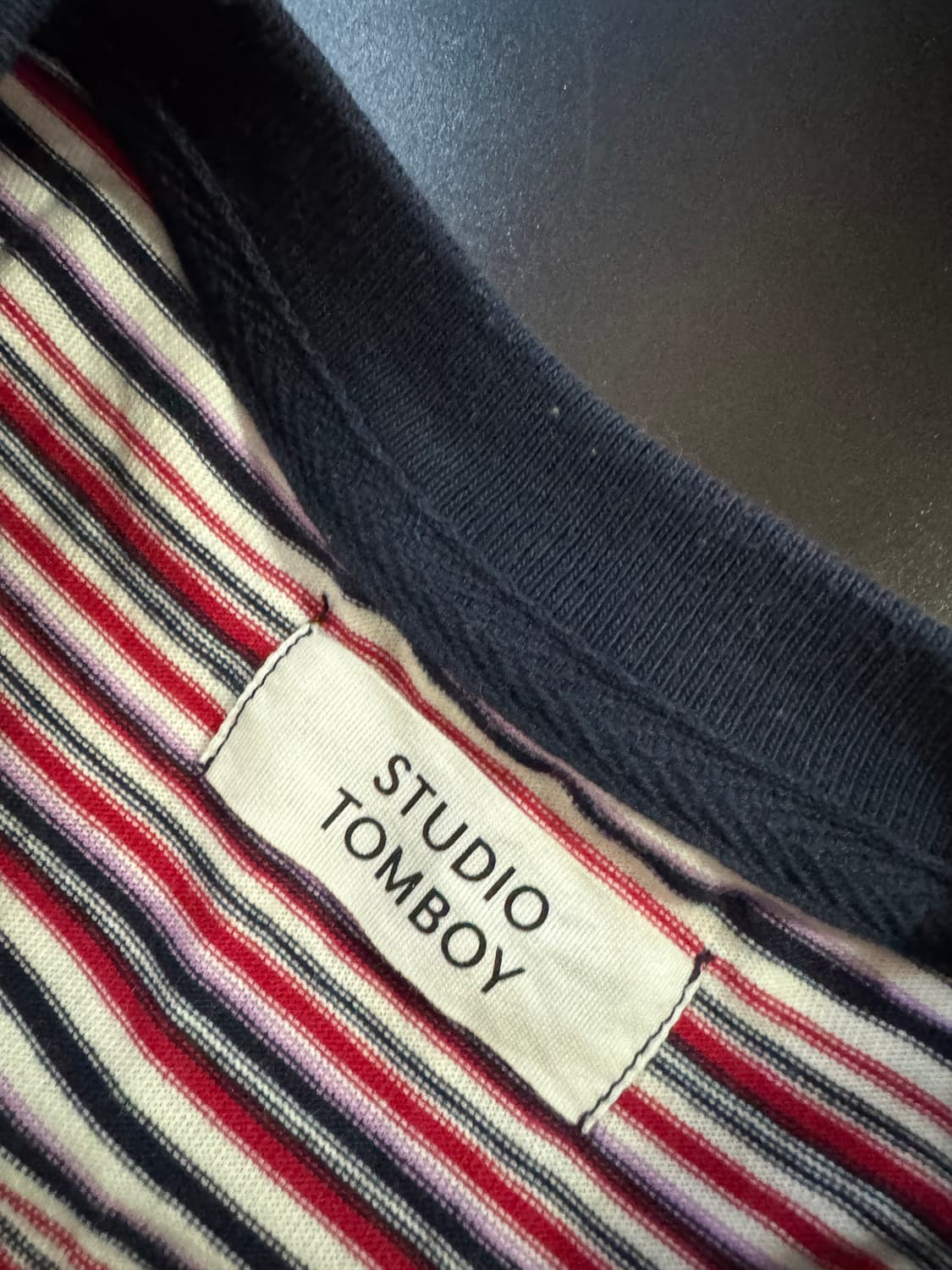 여성 스튜디오톰보이 24년도 오버핏 스트라이프 긴팔티 F 상품이미지3