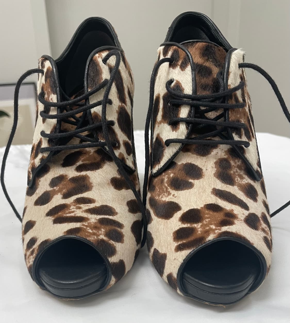 돌체앤가바나 레오파트 송치힐 상품이미지4