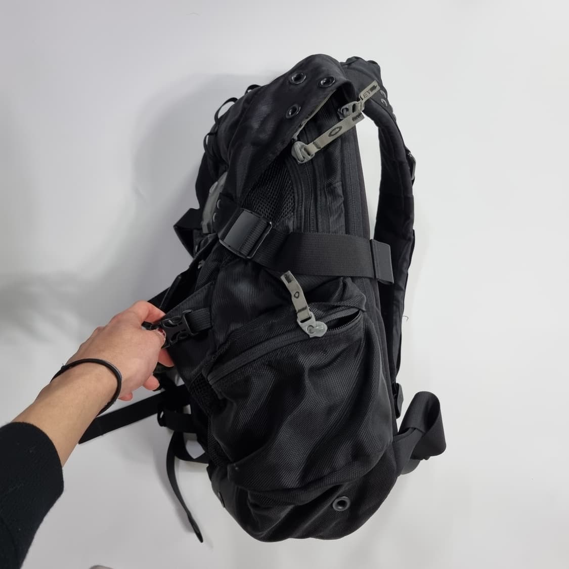 오클리 아이콘 백팩  상품이미지4