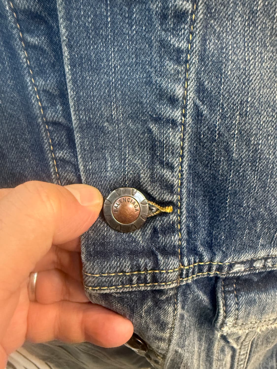 1/100-105 정품 발렌시아가 컷업 데님자켓 팝니다 상품이미지4