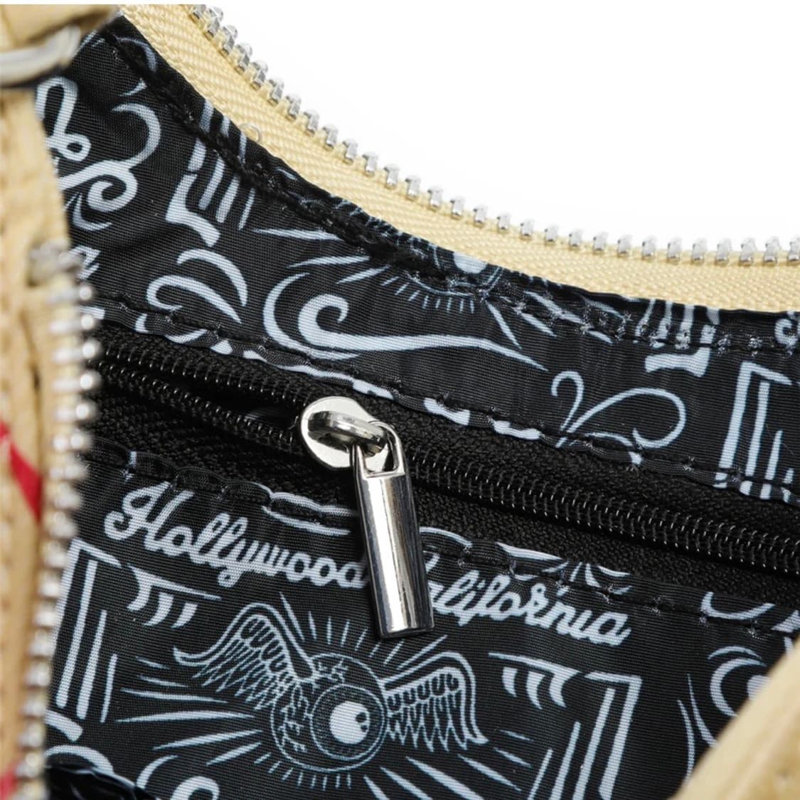 [새제품] 트루 릴리젼 X 본더치 숄더백 상품이미지6