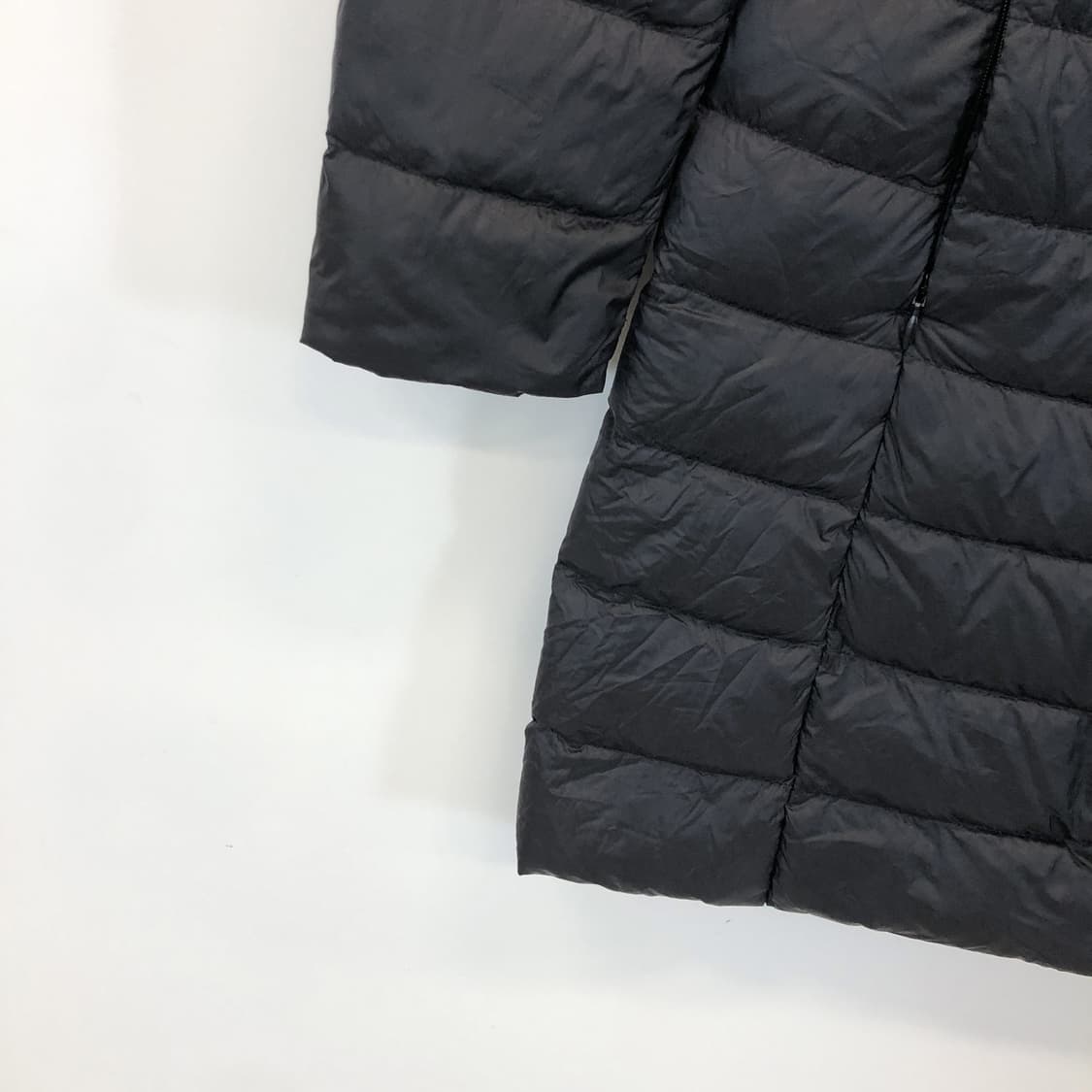 유니클로 경량 울트라라이트다운 패딩 S 상품이미지2