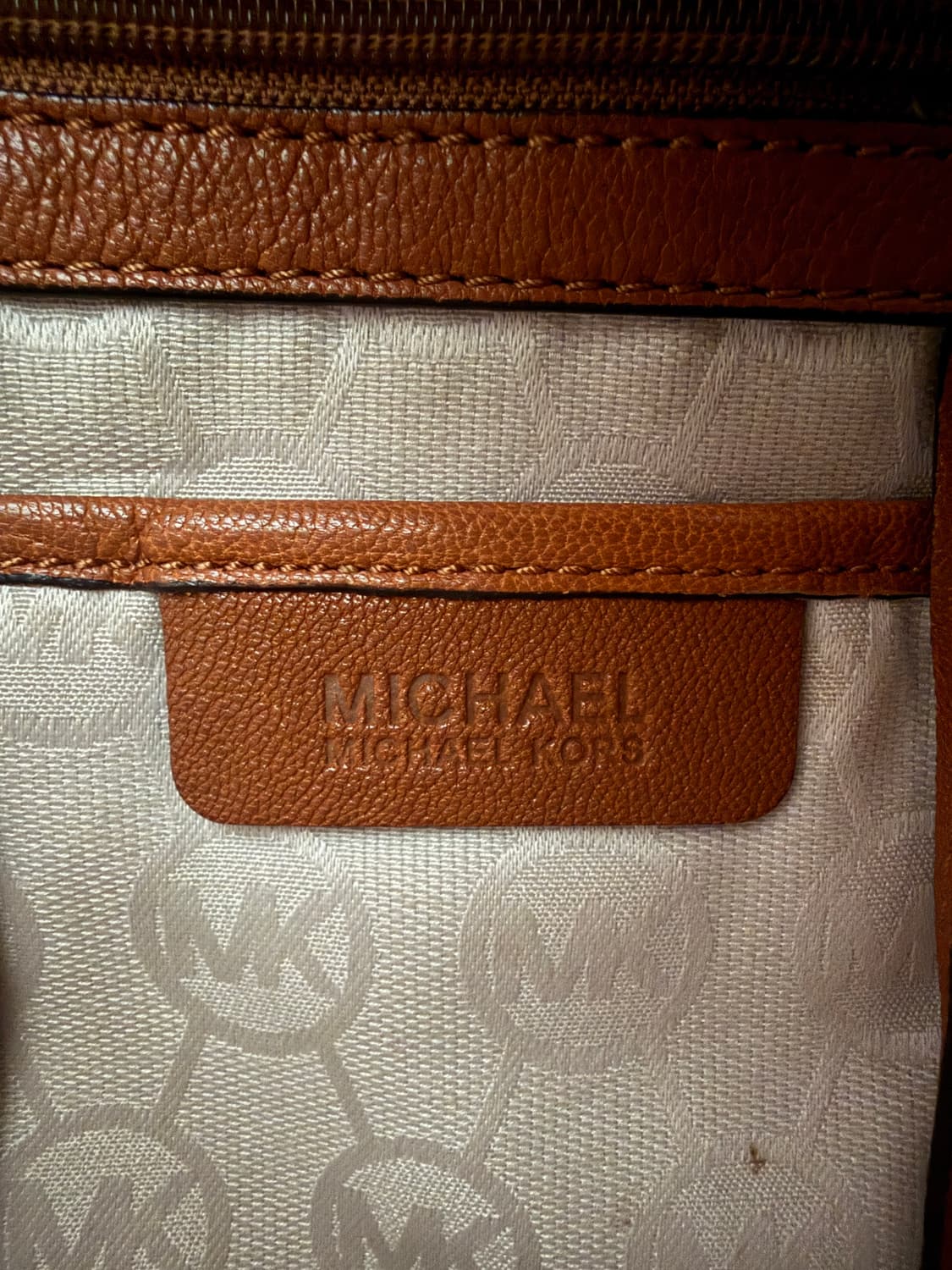 마이클코어스(MICHAEL KORS) 레더 토트 숄더백 상품이미지10