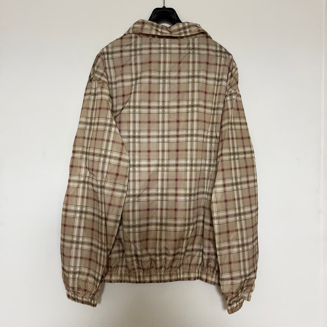 새상품 남자 체크 바람막이 (베이지) 상품이미지3