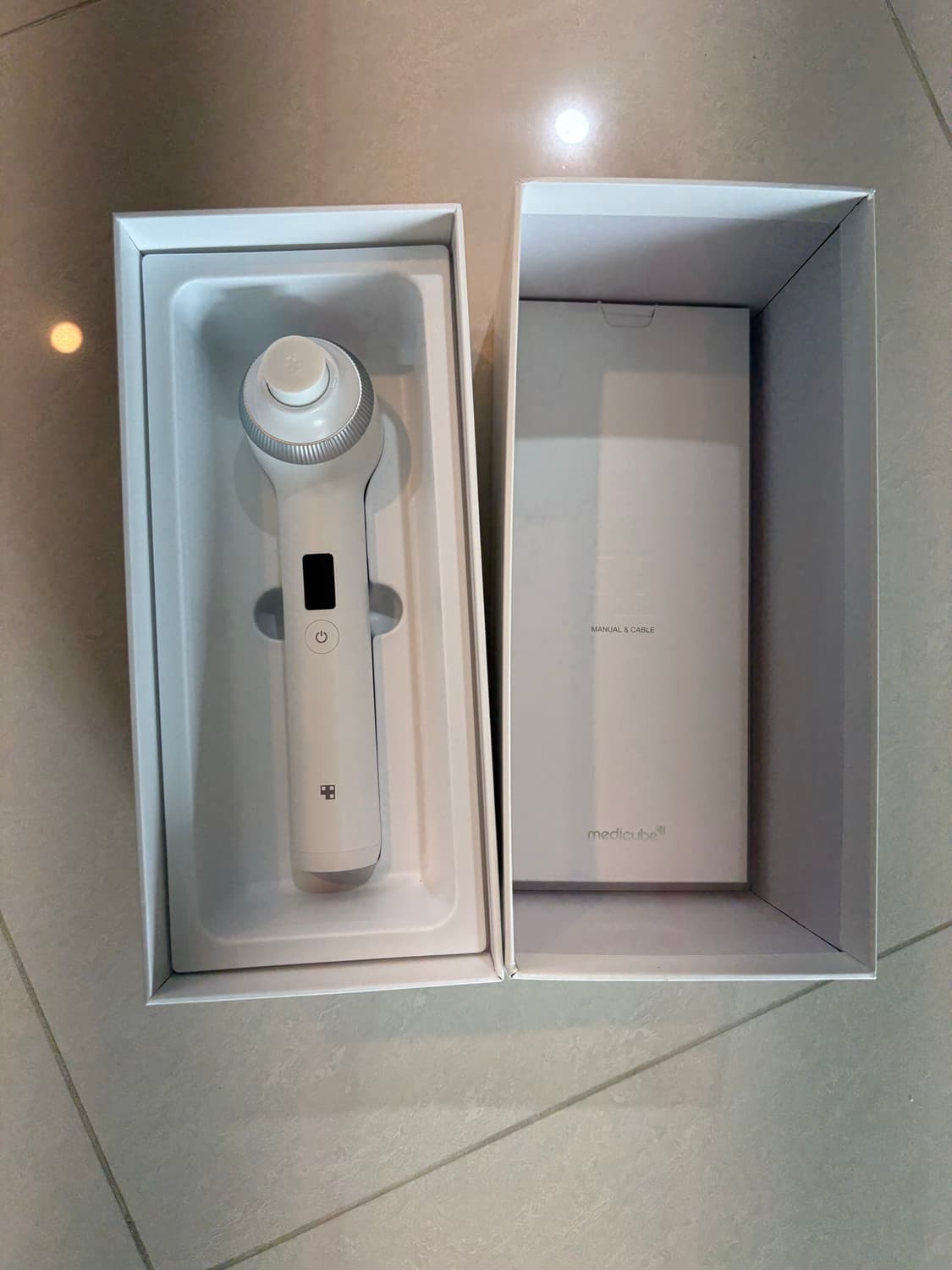 메디큐브 울트라튠 40.68 풀박스  상품이미지1