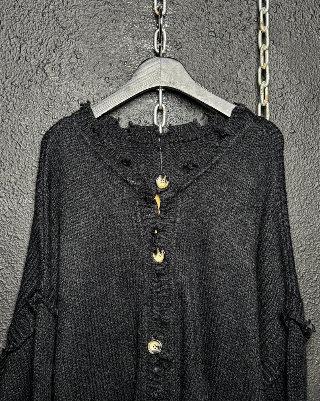 Distressed Knit Button Cardigan 상품이미지2