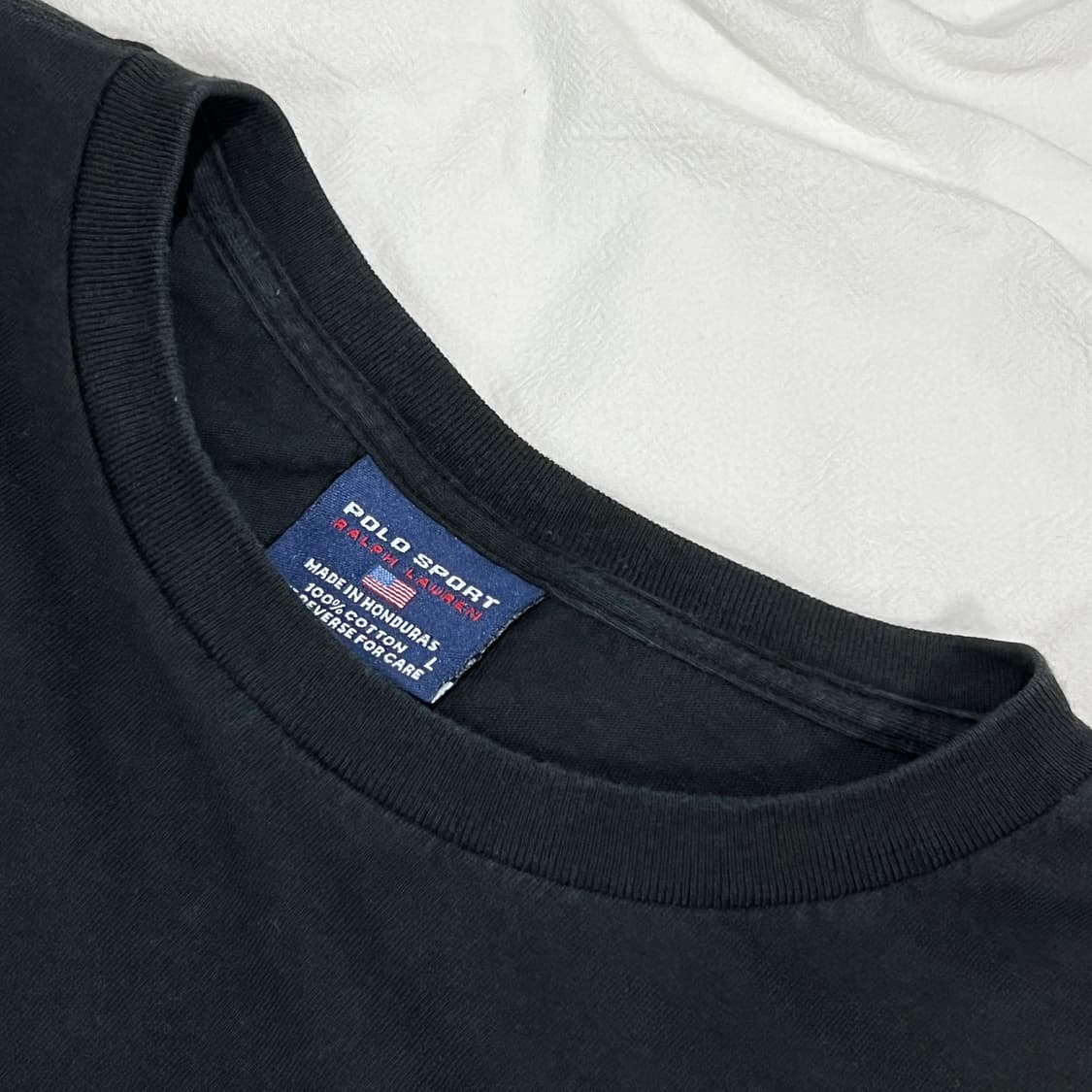 black T-shirt 상품이미지4