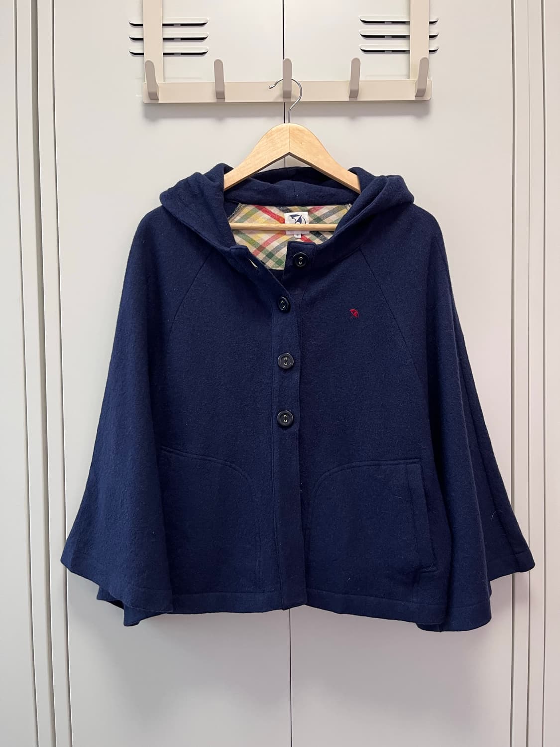 아놀드파마 울 단추 후드 케이프 코트 상품이미지5