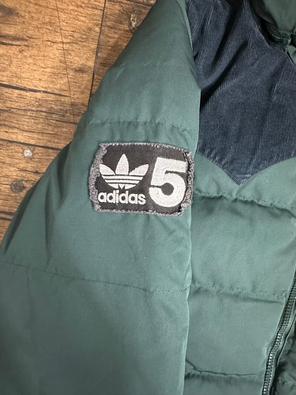 아디다스 오리지널스 TEAM adidas 와펜 오리털 다운 패딩 95 상품이미지5