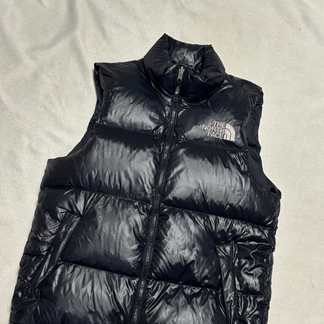 90 노스페이스 700 눕시 유광 패딩 베스트 상품이미지1
