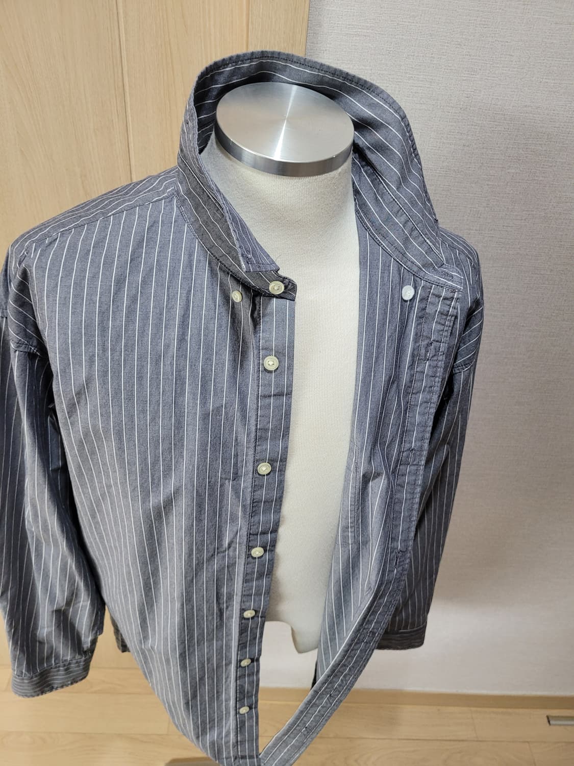 스파오 SPAO 남자 세로 스트라이프 셔츠 XL 그레이 상품이미지6