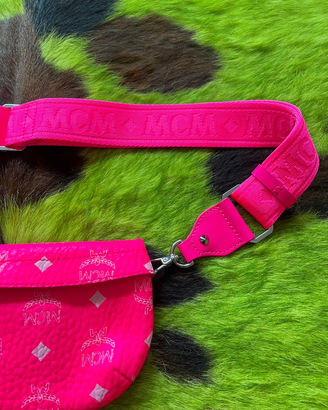 MCM X Billie Eilish 2019AW Crossbody Bag 상품이미지5