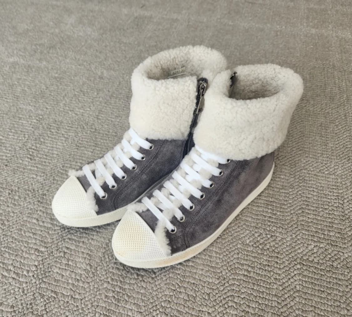 프라다 스웨이드 털 하이탑 스니커즈 35 상품이미지1