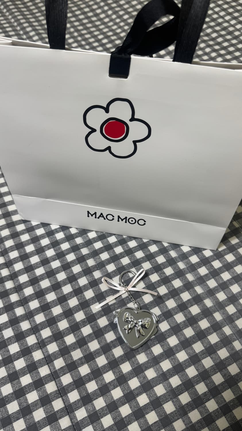 미개봉&선물패키지) 마크모크 선물용 목도리 스트라이프 블랙 상품이미지4