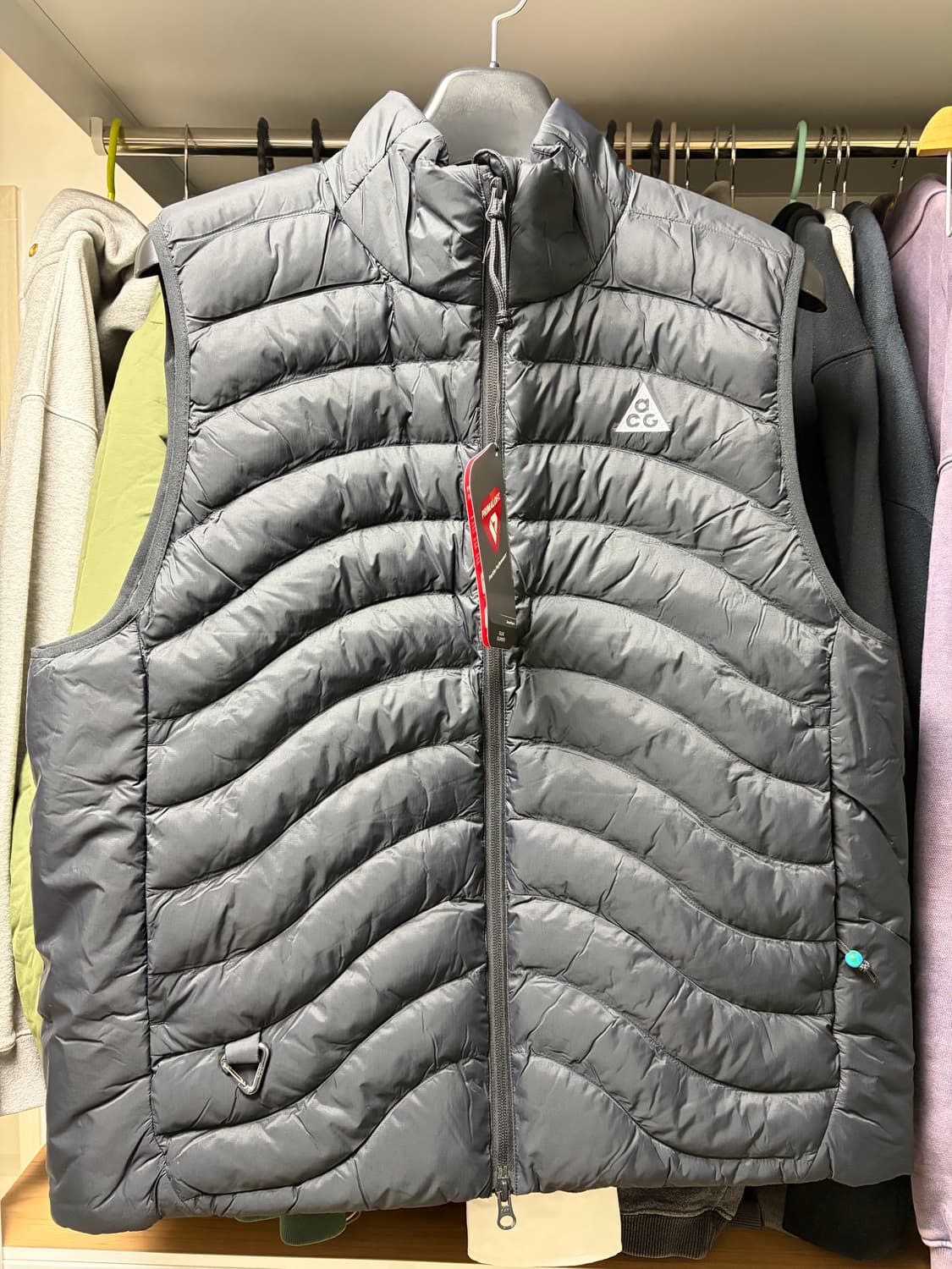 나이키 라바플로우 베스트 L사이즈 팝니다 상품이미지1