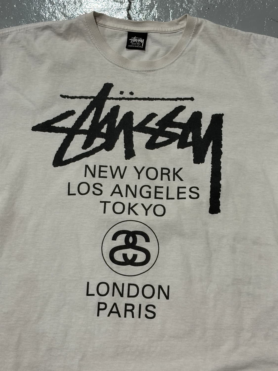 스투시(Stussy) 월드 투어 티셔츠 상품이미지2