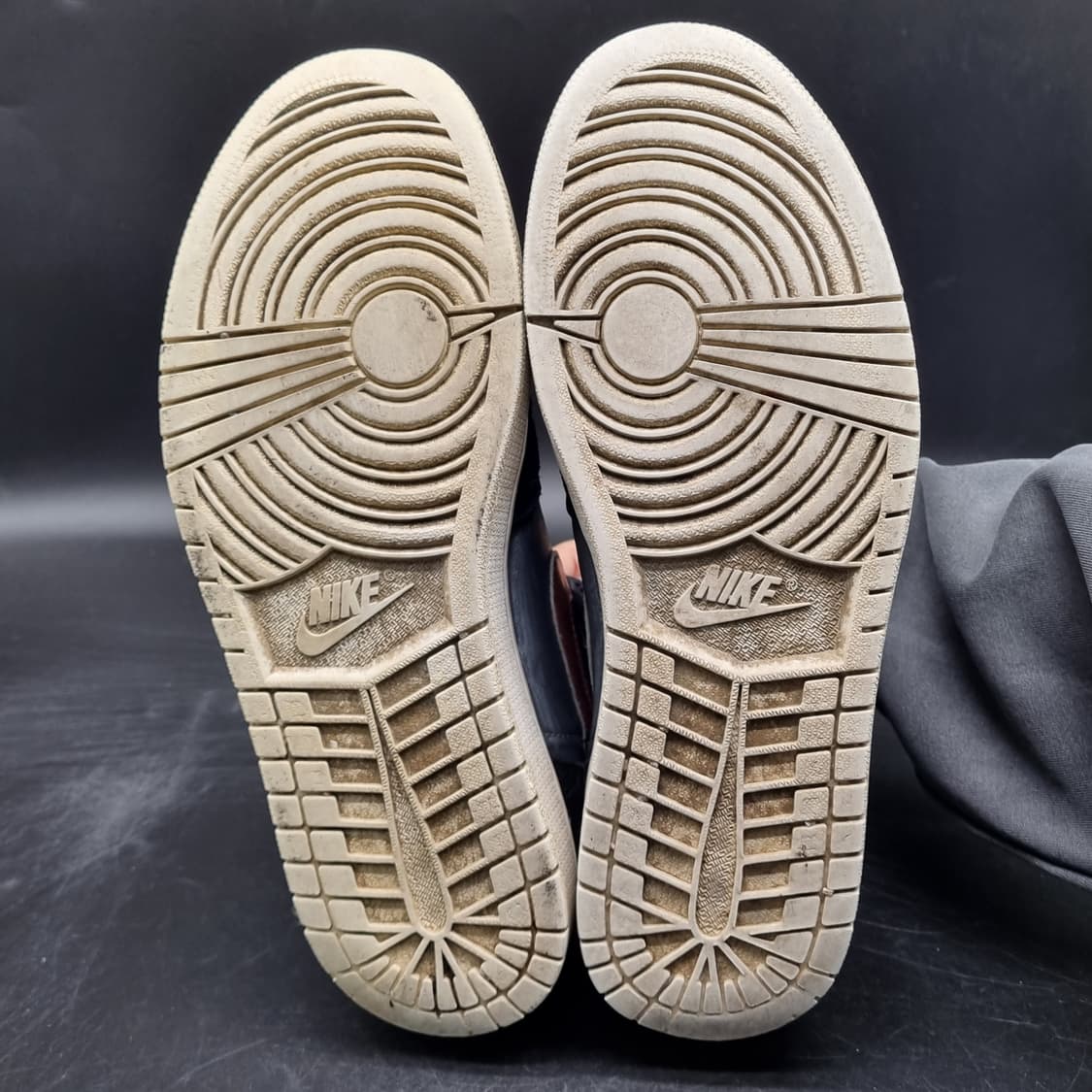 나이키 에어 조던 1 레트로하이탑295 상품이미지3