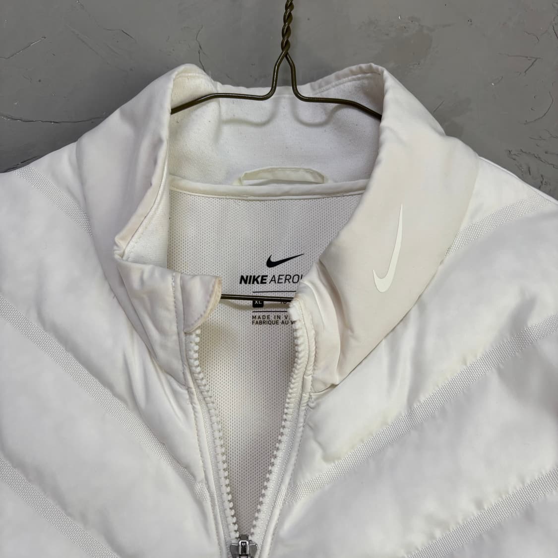 나이키 에어로로프트 경량 패딩 화이트 상품이미지3