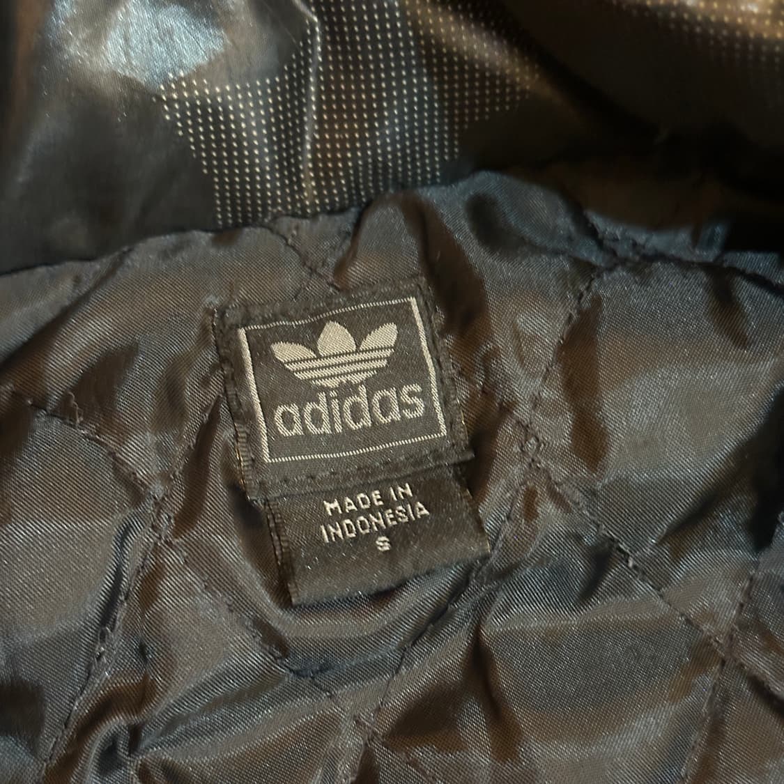 아디다스 빅로고 카모 패딩 상품이미지5