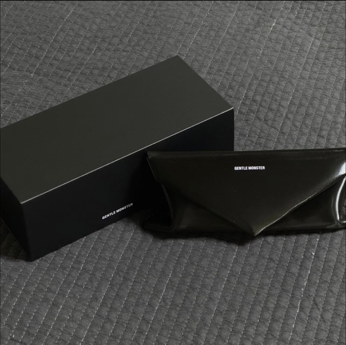 젠틀몬스터 랭01 블랙 상품이미지2