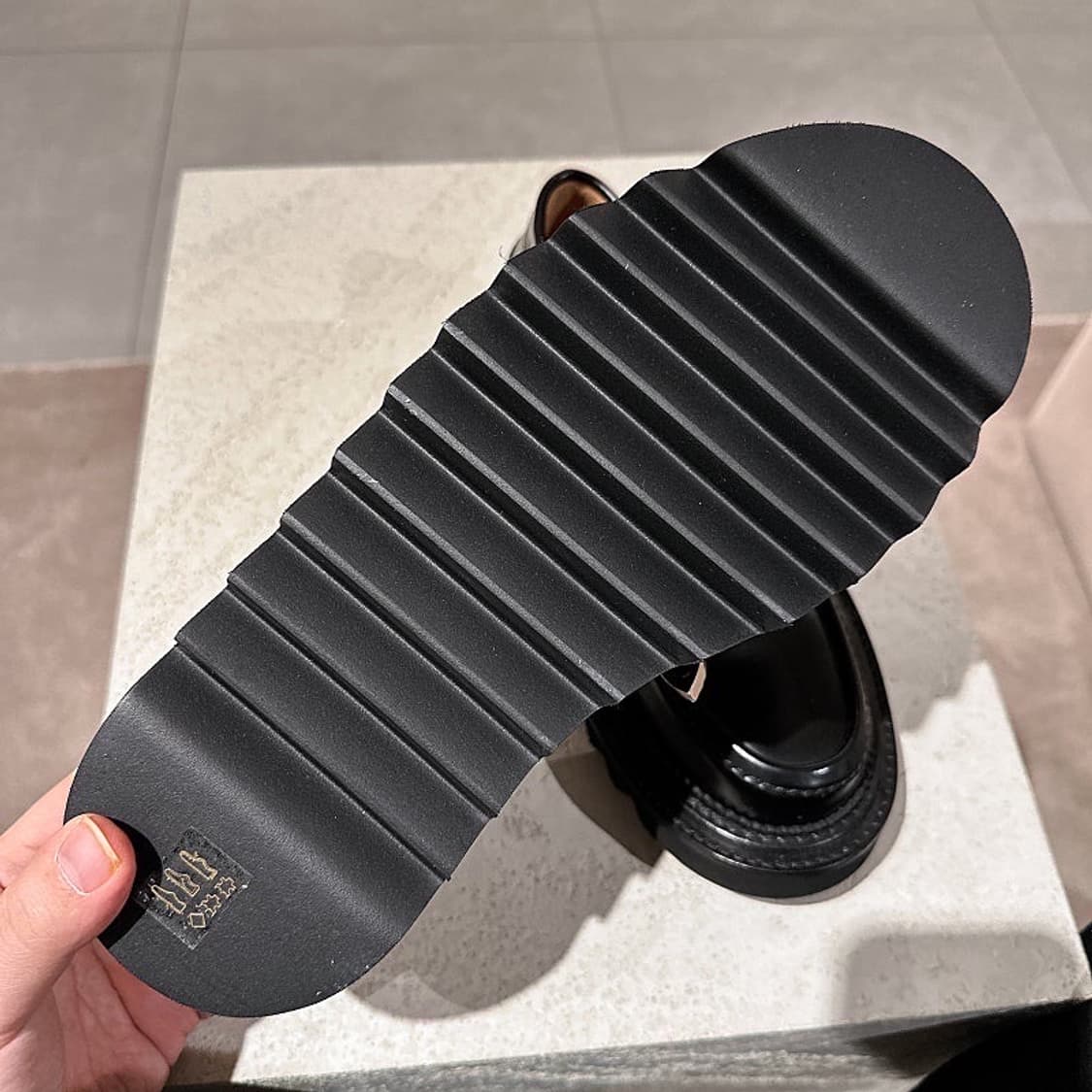 (정품/새상품)TOGA VIRILIS 토가 비릴리스 남성 블랙 메탈 로퍼 상품이미지6